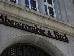 Abercrombie & Fitch前老板因性交易指控被捕